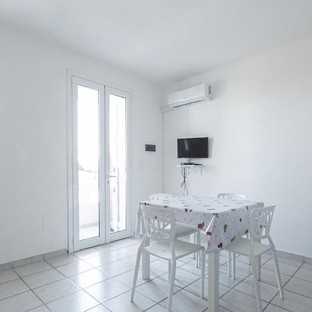 Ferienwohnung Bilocale Climatizzato Con Vista Panoramica Ugento Exterior foto